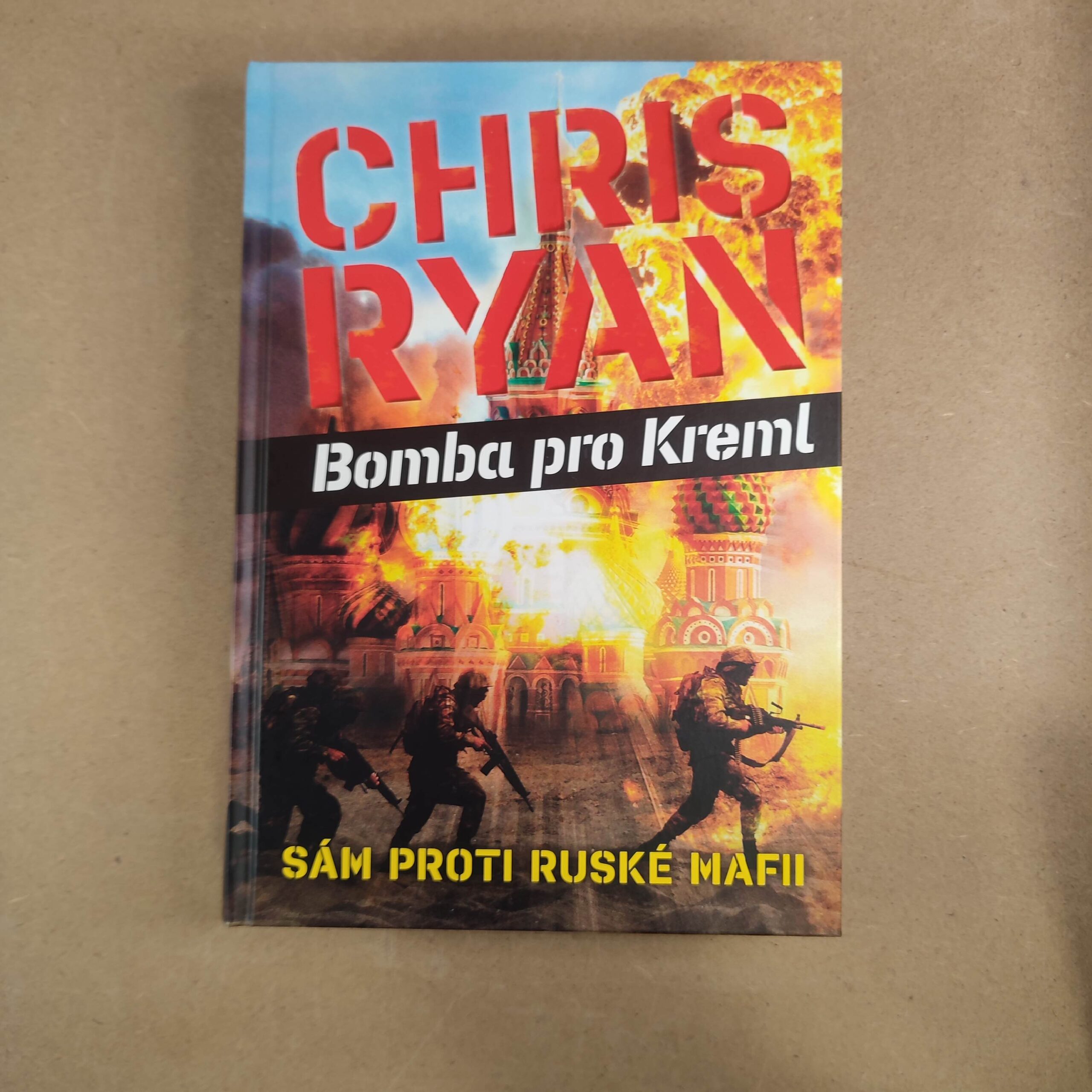 Bomba pro Kreml - Colin Armstrong