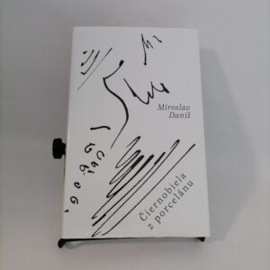 Ciernobiela z porcelánu - Miroslav Daniš