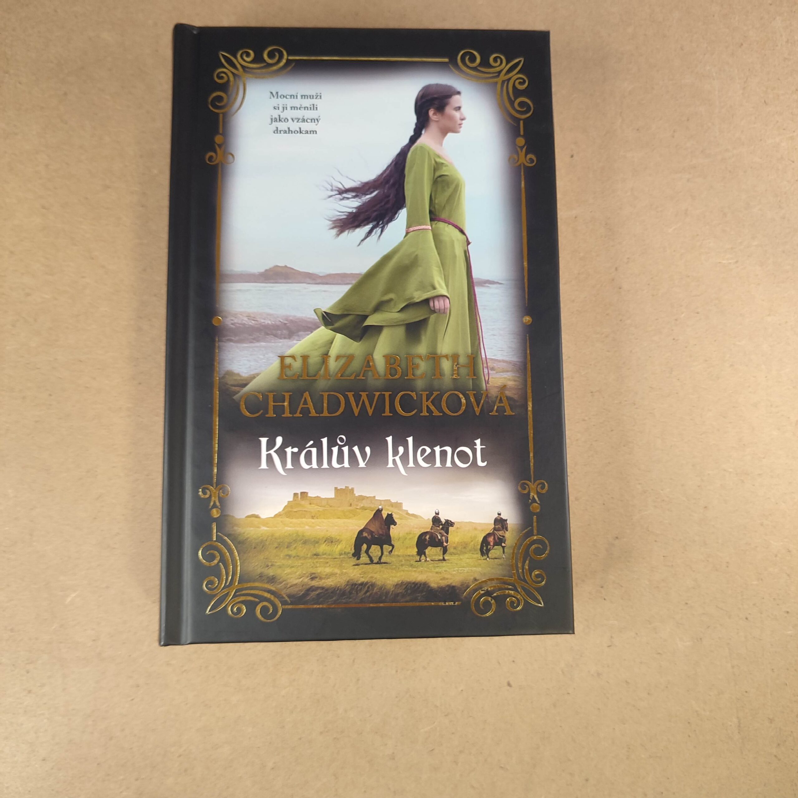 Králuv klenot – Elizabeth Chadwicková